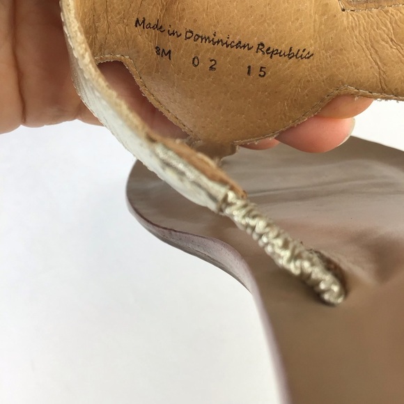 Jack Rogers Larissa Sandal in Platinum Size 8. - Picture 8 of 9